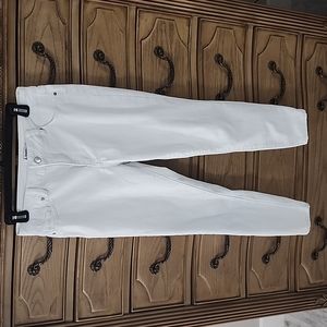 d.jeans in white. Size 6